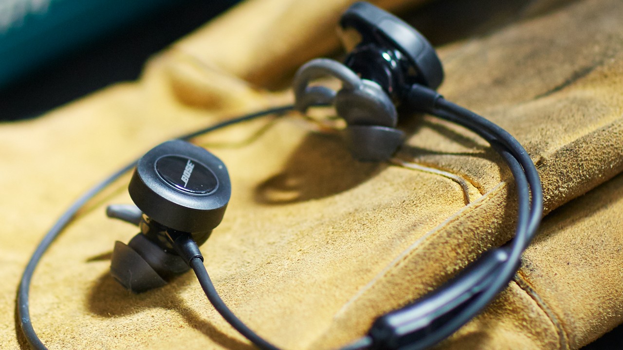 Tai nghe Bluetooth Bose Soundsport (Đen) tai nghe thể thao không dây đẳng cấp cho bạn