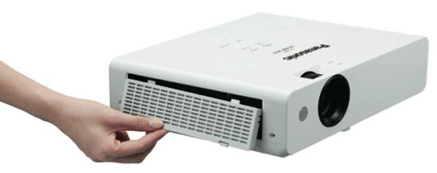 Máy chiếu Panasonic PT LB423
