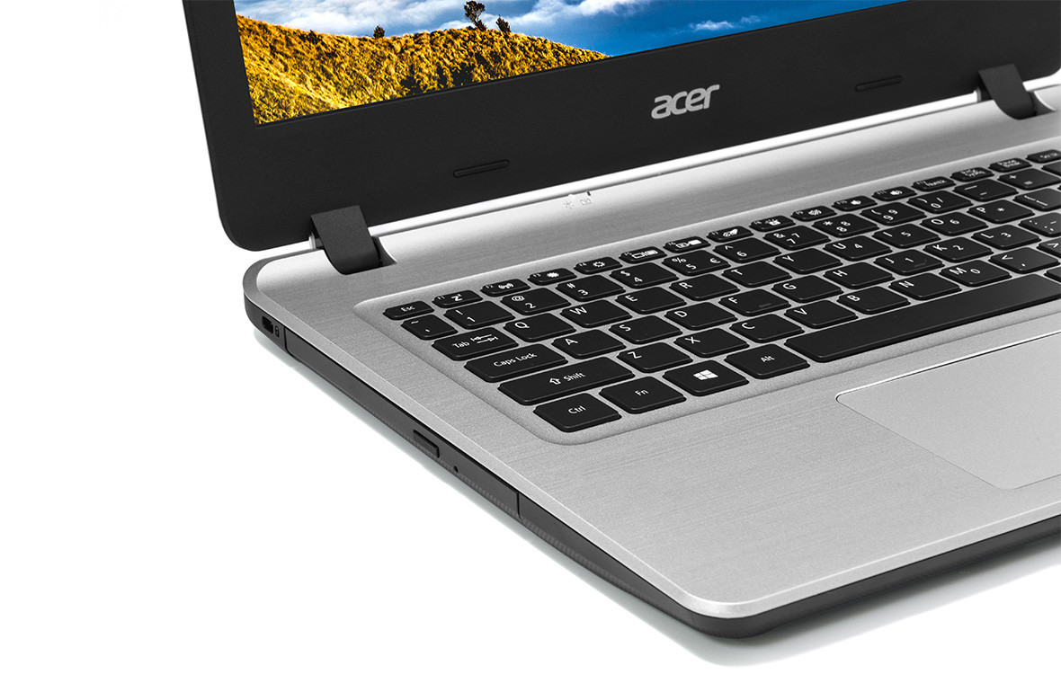 Máy tính xách tay Acer Aspire A514-51-58ZJ-2