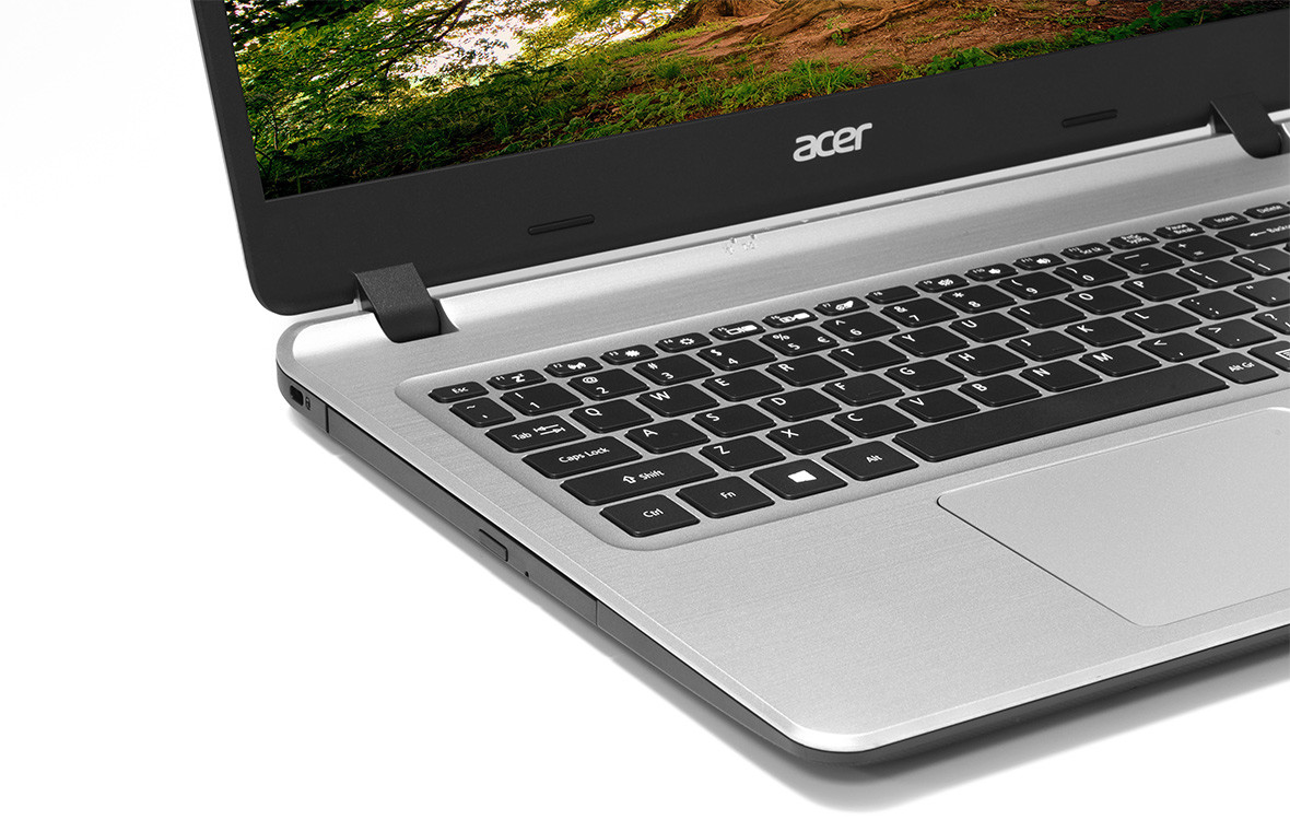 Laptop Acer Aspire A515-53-330E-1