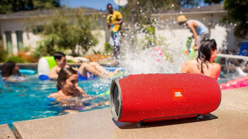 Loa Bluetooth JBL Xtreme (Red) với khả năng chống nước cực tốt