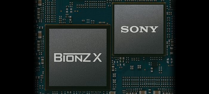 Sony-RX10-IV-DSC-RX10M4-E32-3