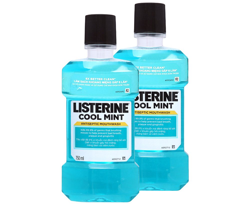 Bộ 2 Chai Nước Súc Miệng Diệt Khuẩn Listerine Coolmint (750ml) - 1
