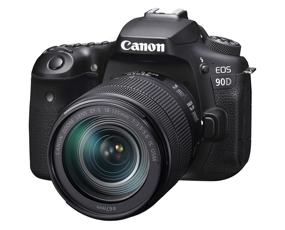 Canon-EOS-90D-kit-18-135mm-4