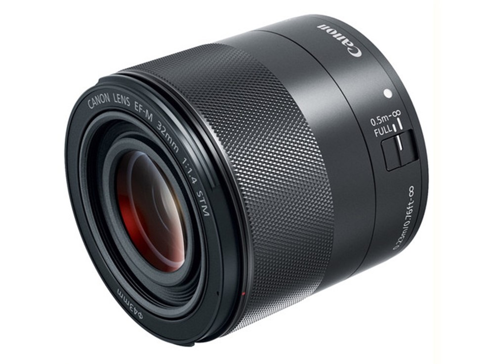 Lens-Canon-EF-M32mm-f1.4-STM-4