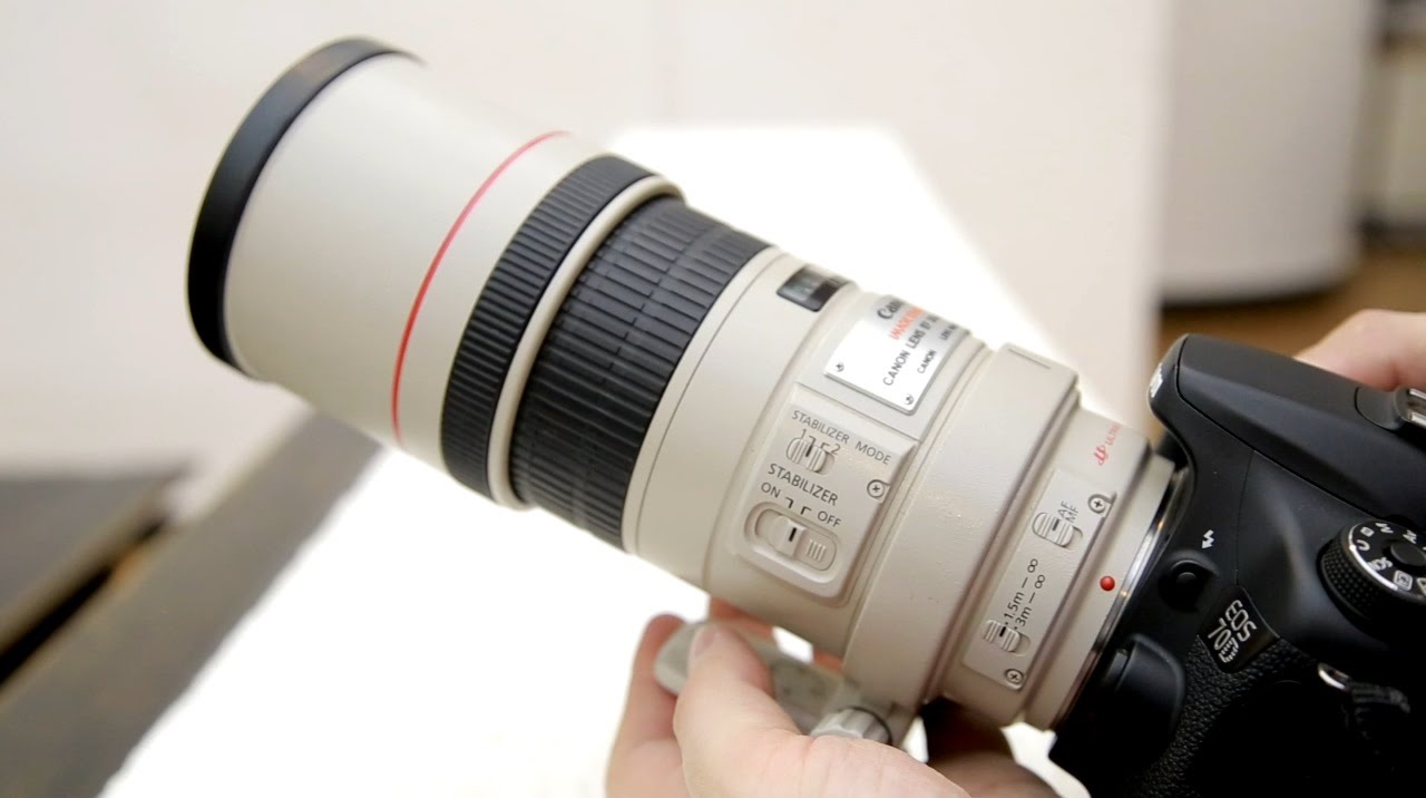 Lens-Canon-EF300mm-f4L-IS-USM-3